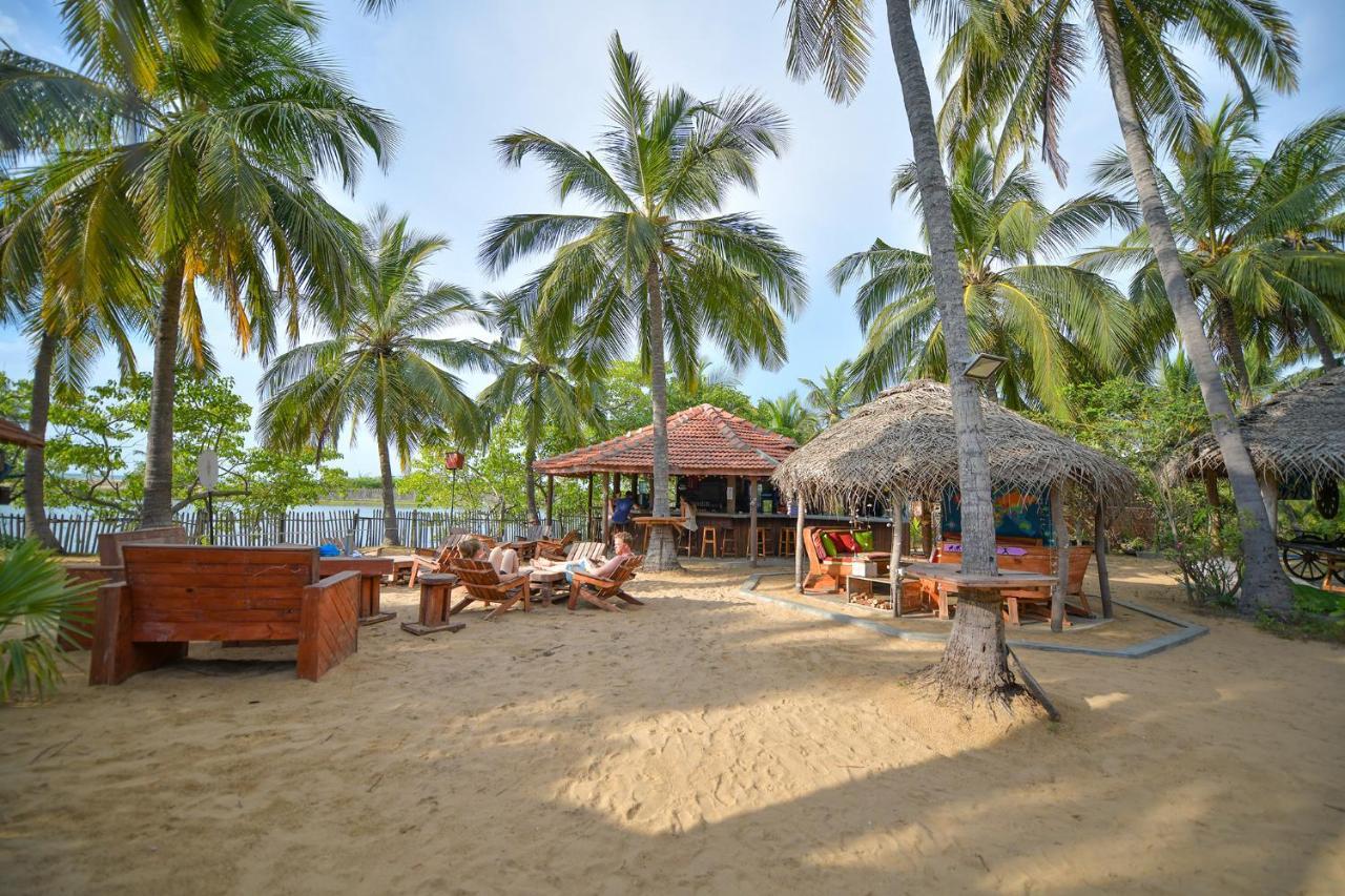 Kitesurfing Lanka Hotel Kalpitiya Ngoại thất bức ảnh