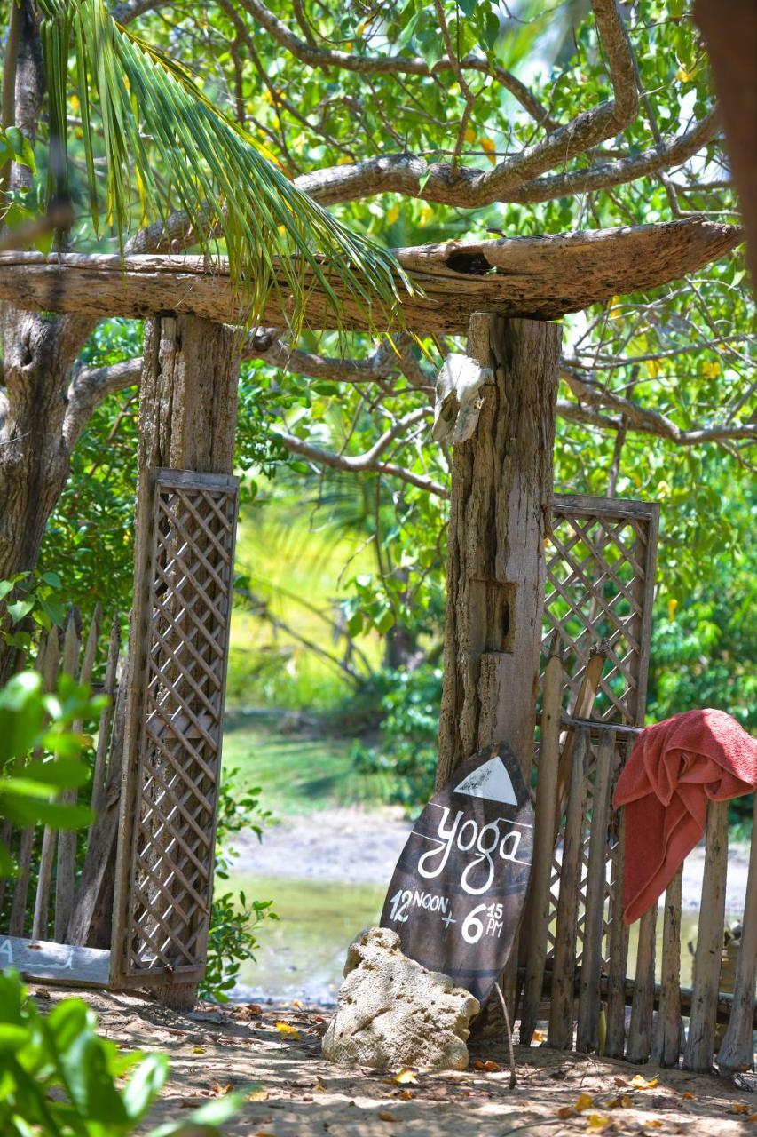 Kitesurfing Lanka Hotel Kalpitiya Ngoại thất bức ảnh