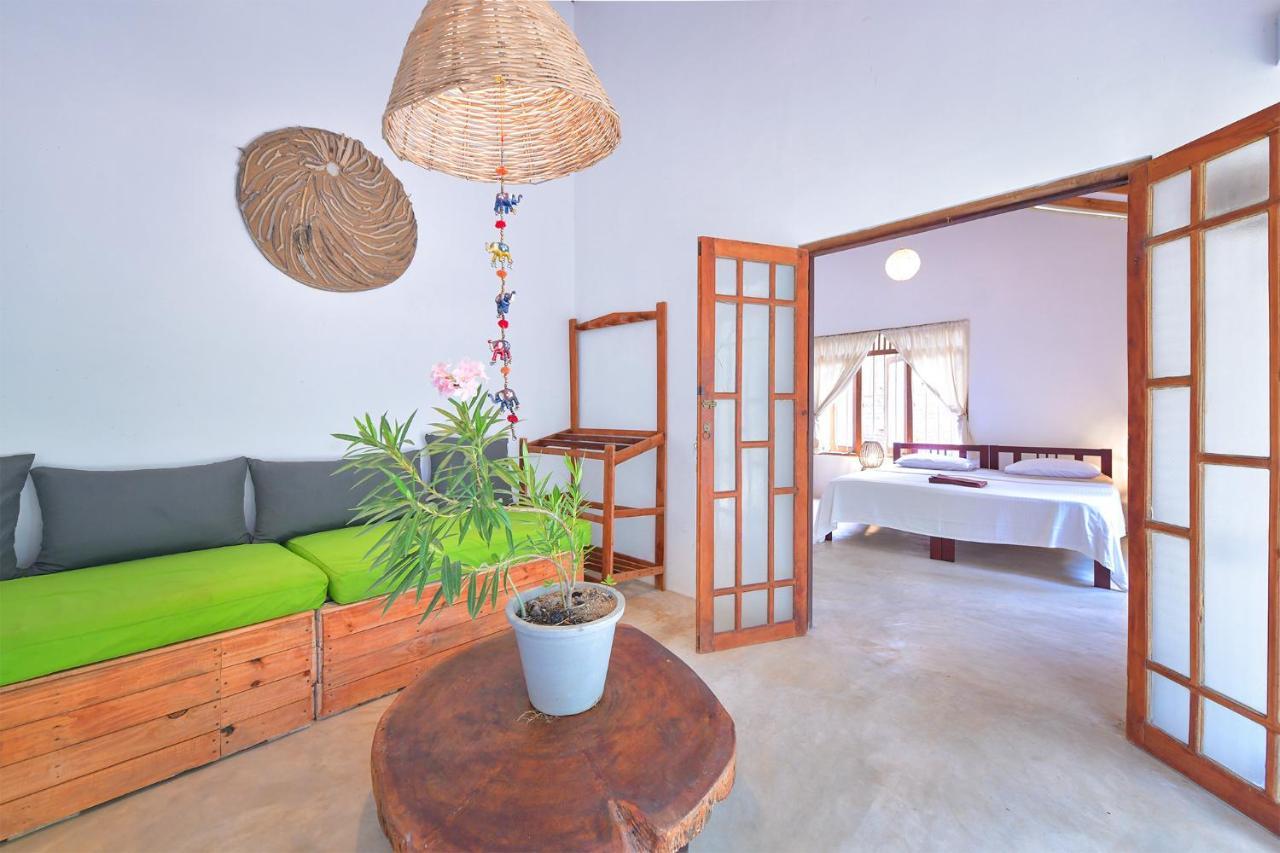 Kitesurfing Lanka Hotel Kalpitiya Ngoại thất bức ảnh